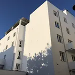 L'essenza מלון
