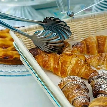 L'essenza Hotel 4*